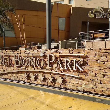 Hotel Del Bono Park Сан Хуан Екстериор снимка