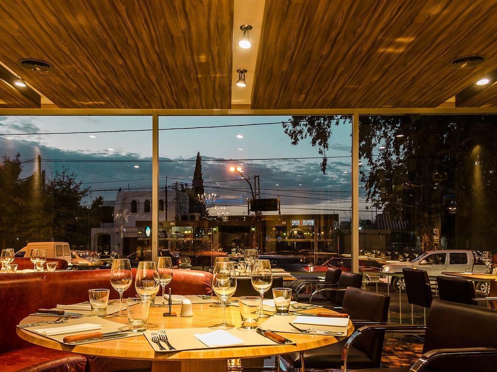 Hotel Del Bono Park Сан Хуан Екстериор снимка