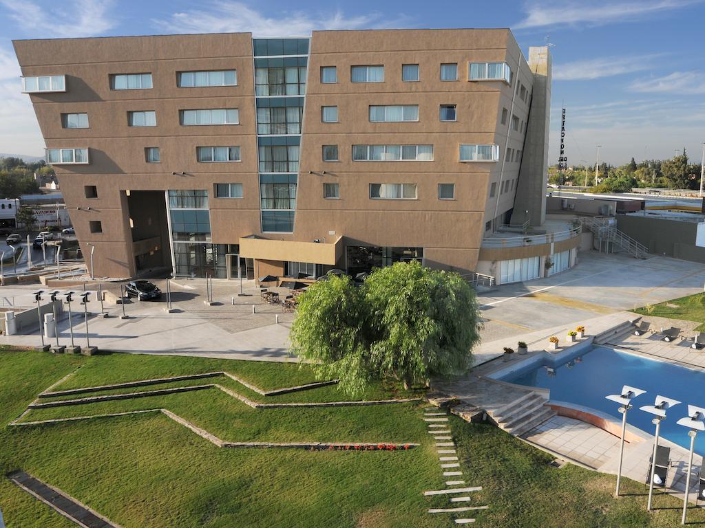 Hotel Del Bono Park Сан Хуан Екстериор снимка